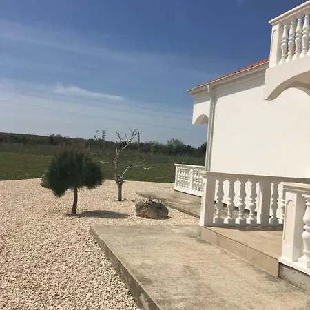 Nyaraló Zerava Nin Dračevac Ninski