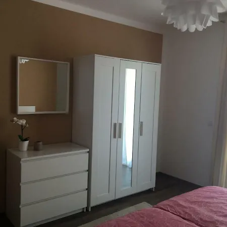 Vakantiehuis Zerava Nin *