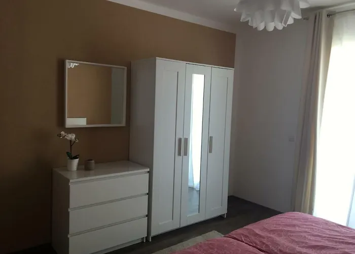 Vikendica Zerava Nin *