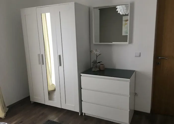 Zerava Nin Vikendica